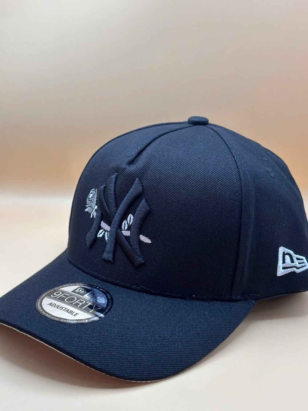 New Era NY Yankees Survivor Series 9FORTY Adjustable Navy Baseball Cap Hat